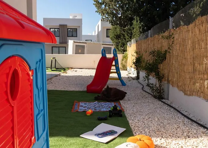 Special Launch Price!family Friendly Vila