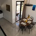 Special Launch Price!family Friendly Klorakas