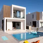 Willa Special Launch Price!family Friendly Klorakas
