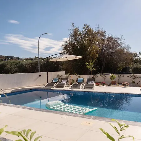 Special Launch Price!family Friendly Villa