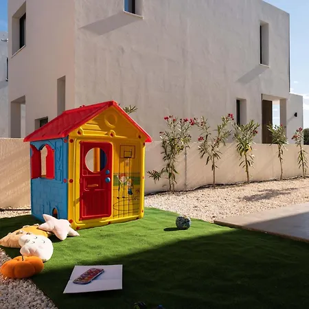 Special Launch Price!family Friendly * Хлоракас